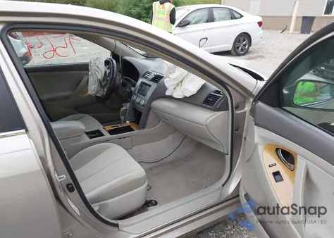 2009 Toyota Camry Le z USA, uszkodzony, nr VIN 4T1BE46K49U395179